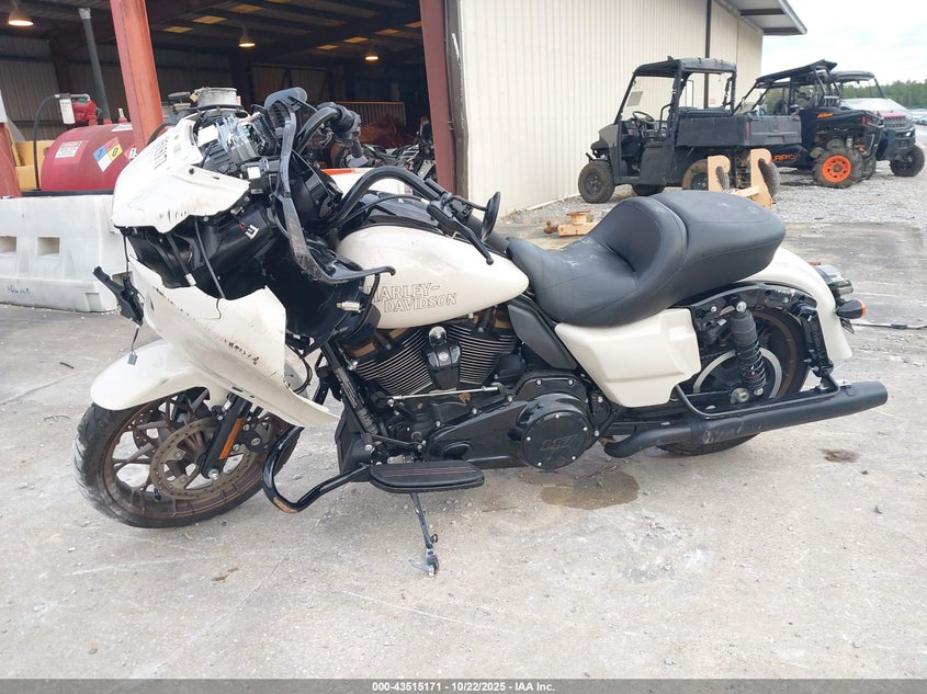 1HD1ACL16PB614250 2023 HARLEY-DAVIDSON ROAD GLIDE photo no. 2