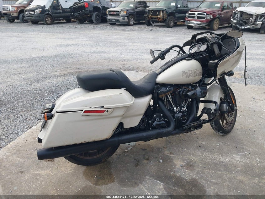 1HD1ACL16PB614250 2023 HARLEY-DAVIDSON ROAD GLIDE photo no. 4