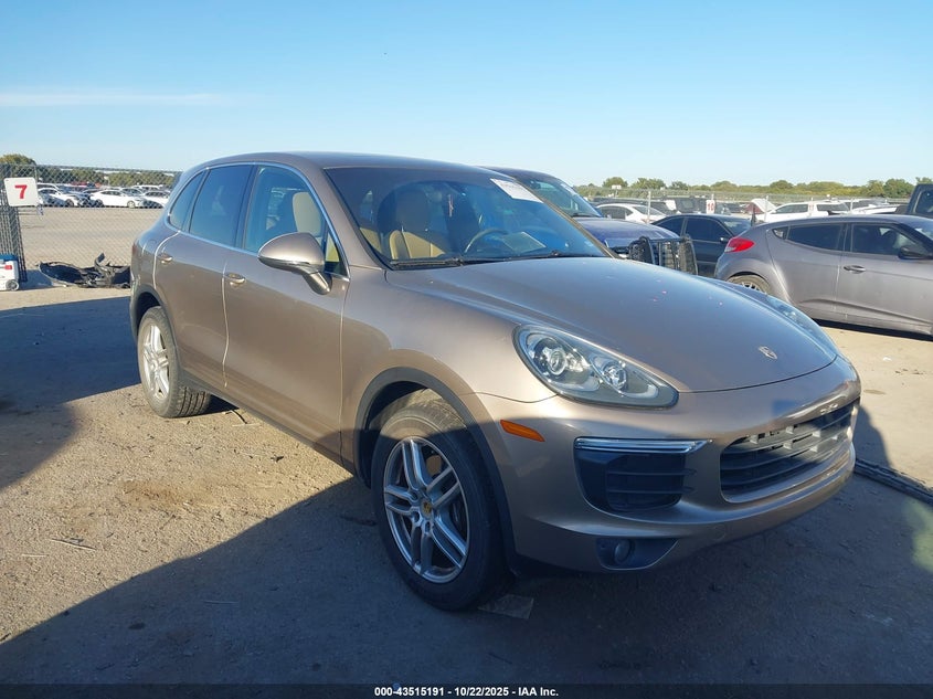 2017 PORSCHE CAYENNE - WP1AA2A26HKA89990