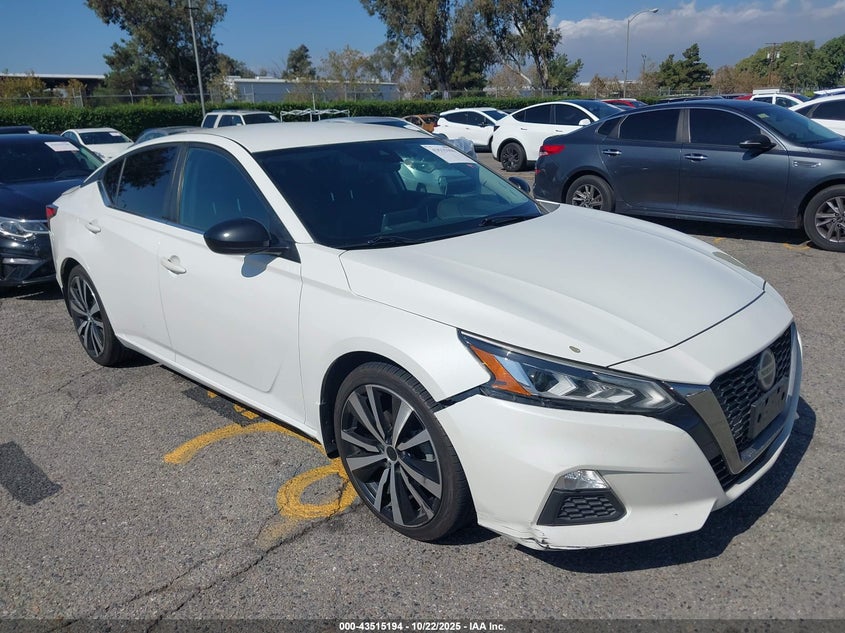 NISSAN ALTIMA SR FWD