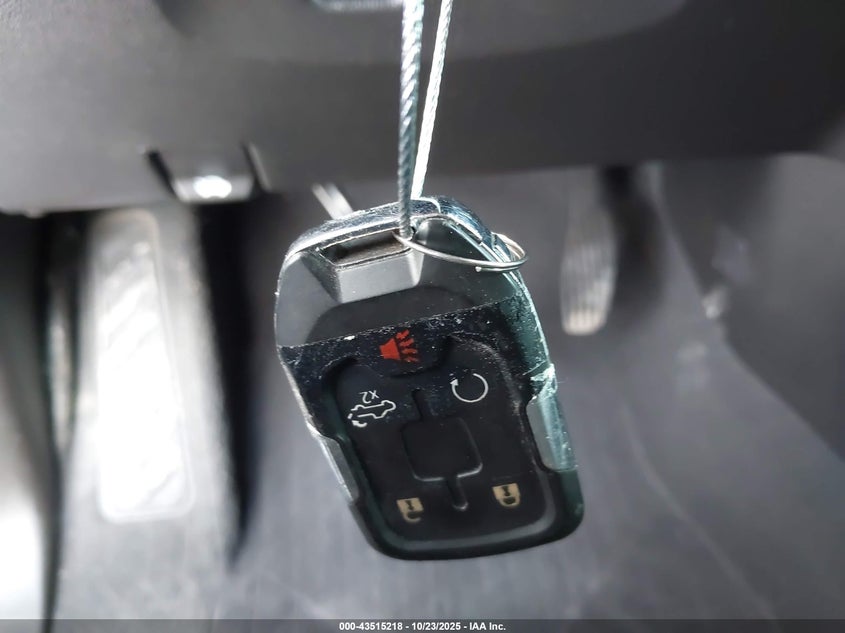 GMC SIERRA 1500 - zdjęcie 11