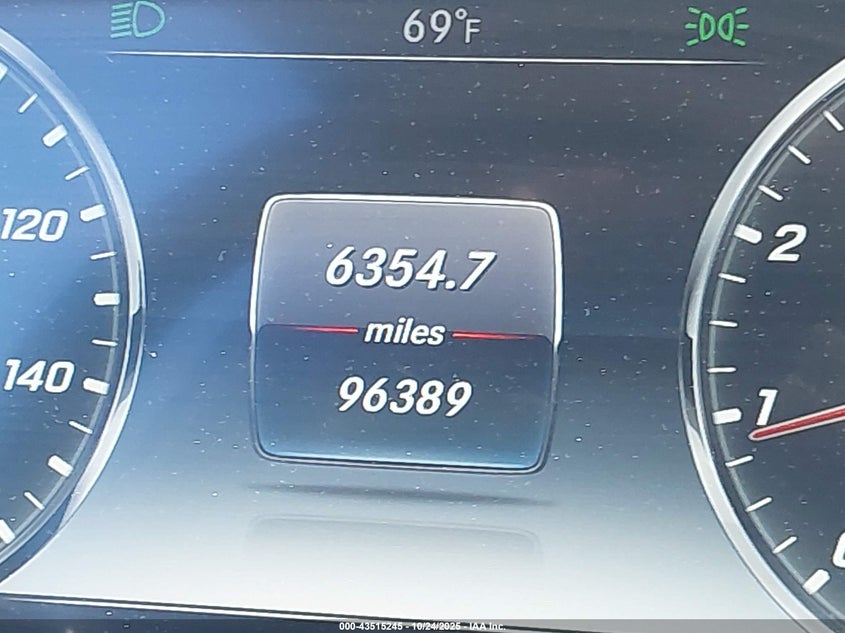 2015 MERCEDES-BENZ S 550 WDDUG8CB5FA130213