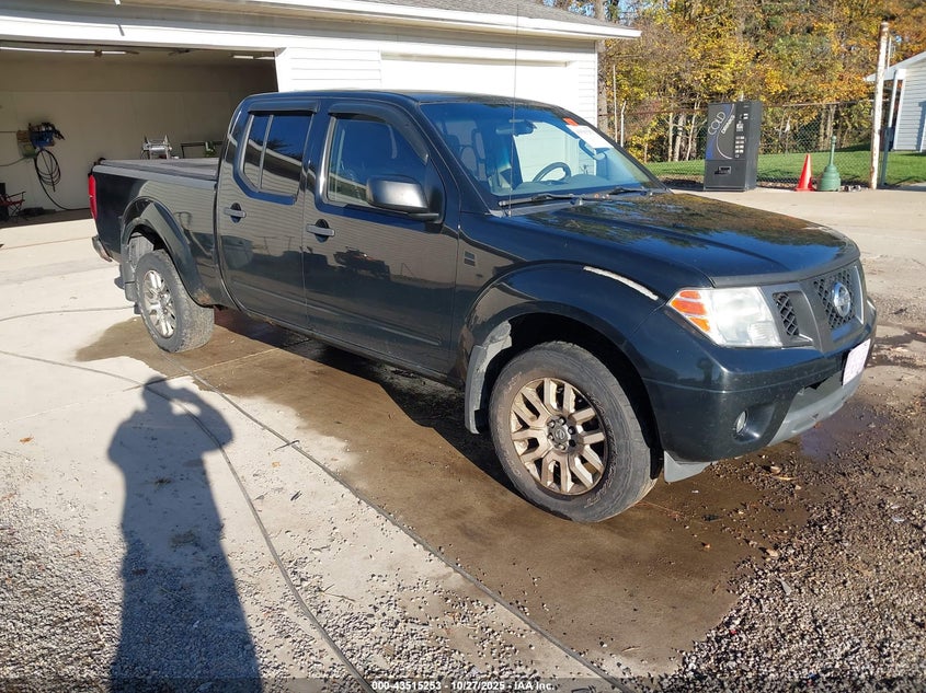 NISSAN FRONTIER SL/SV