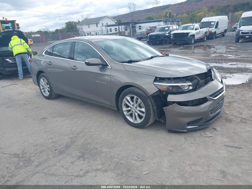 2018 CHEVROLET MALIBU LT - 1G1ZD5ST2JF111396
