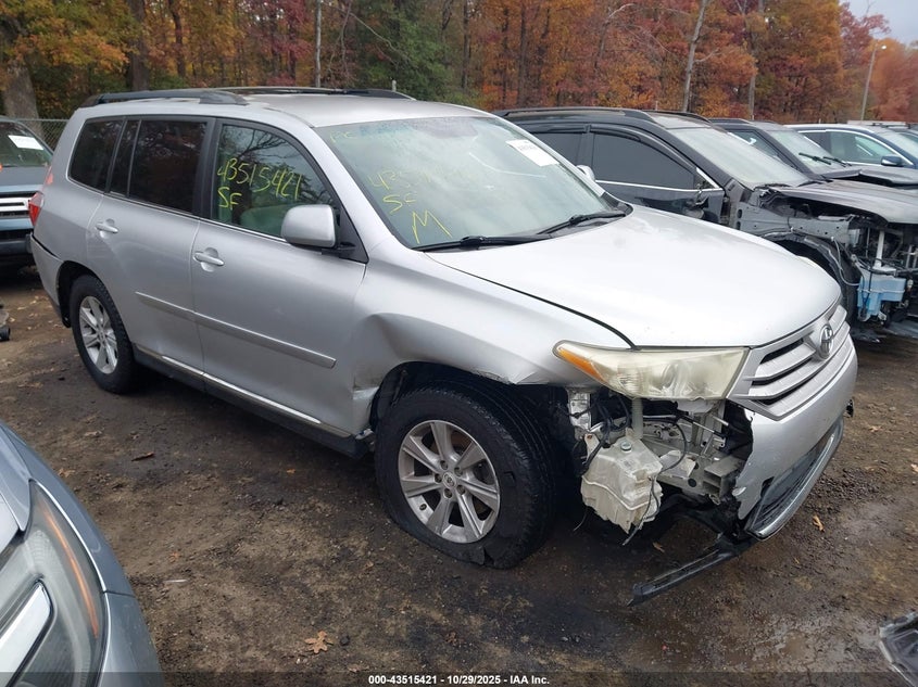 TOYOTA HIGHLANDER BASE V6
