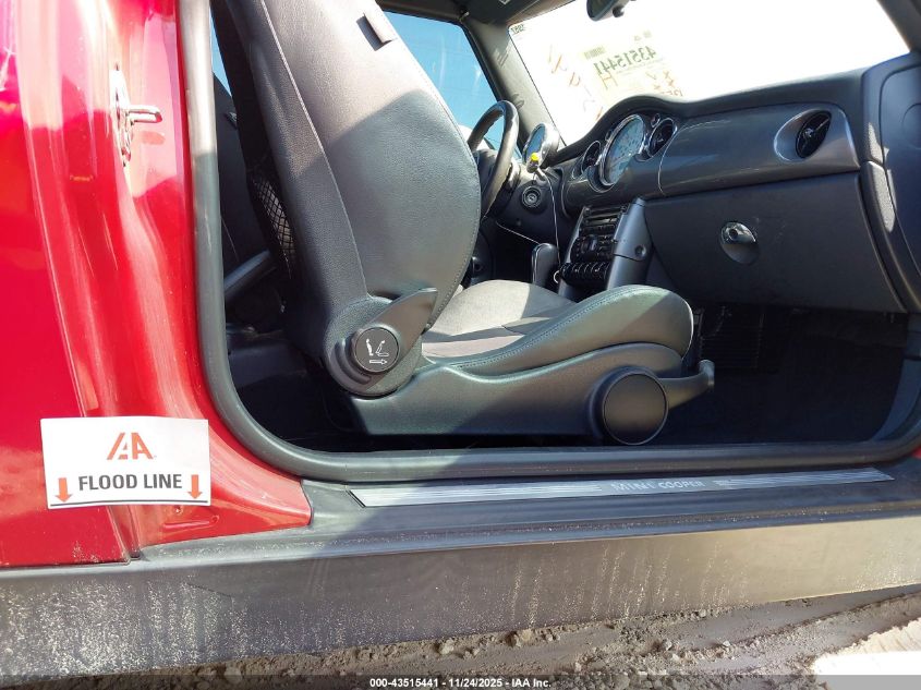 2008 Mini Cooper VIN: WMWRF33518TG18288 Lot: 43515441