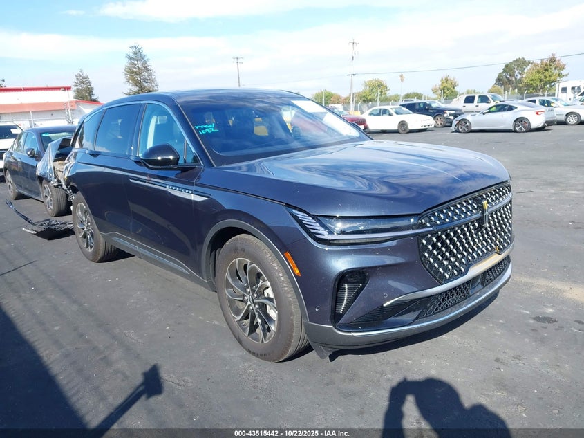 LINCOLN NAUTILUS PREMIERE