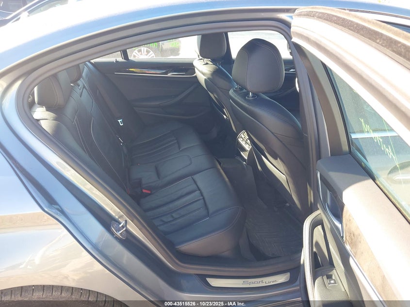 2018 BMW 530I auction photo 8