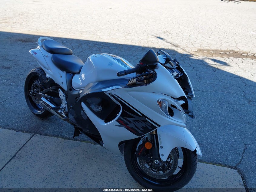 2017 SUZUKI GSX1300 RA - JS1GX72B7H2100446