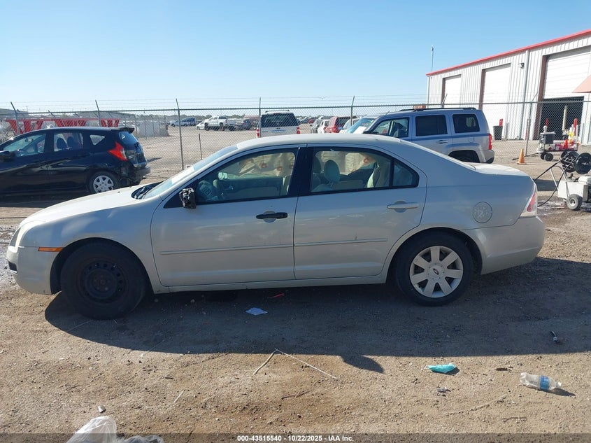 2008 Ford Fusion S VIN: 3FAHP06Z88R138911 Lot: 43515540