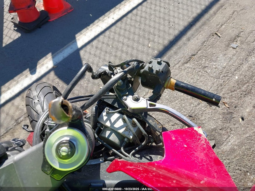 JH2SC6318AK000333 2010 HONDA VFR photo no. 14