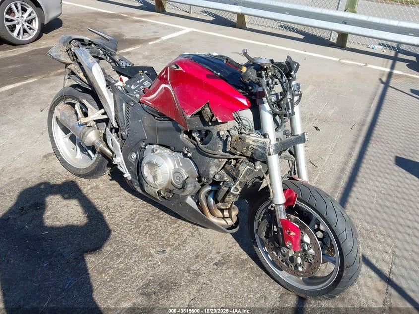 JH2SC6318AK000333 2010 Honda Vfr1200 F auction photo 1