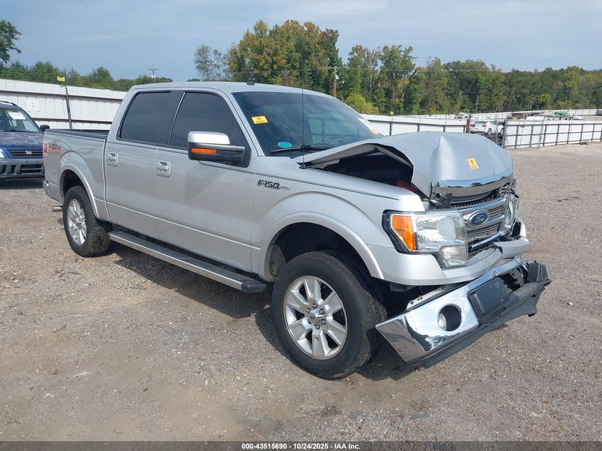 FORD F-150 LARIAT