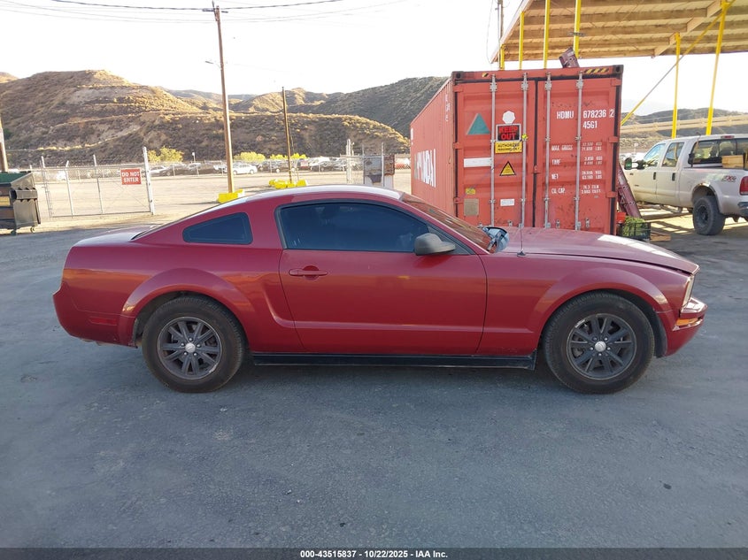 2007 Ford Mustang V6 Deluxe/V6 Premium VIN: 1ZVFT80N975273377 Lot: 43515837