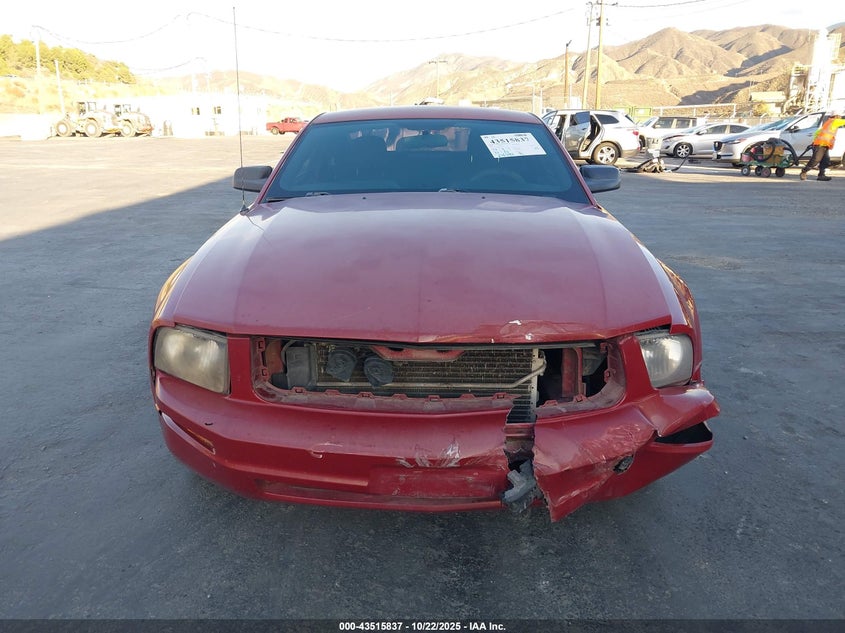 2007 Ford Mustang V6 Deluxe/V6 Premium VIN: 1ZVFT80N975273377 Lot: 43515837