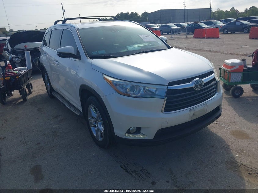 TOYOTA HIGHLANDER LIMITED PLATINUM V6