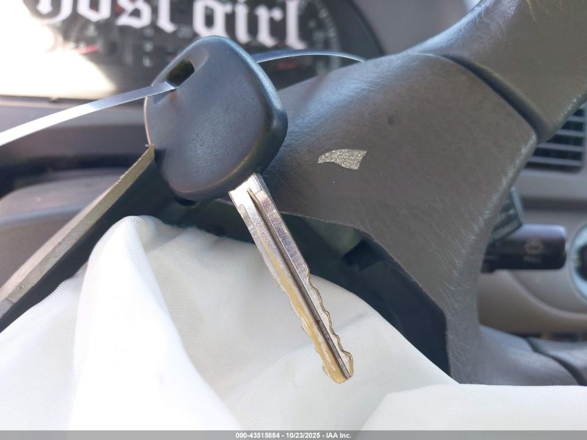 2003 Toyota Camry Le/Xle/Se VIN: 4T1BE32K53U661221 Lot: 43515884