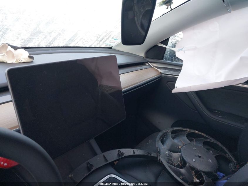 2023 Tesla Model Y Awd/Long Range Dual Motor All-Wheel Drive VIN: 7SAYGAEE1PF914992 Lot: 43515980