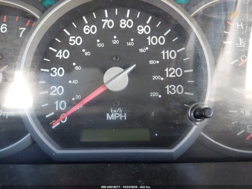 2004 Kia Sedona Ex/Lx VIN: KNDUP131746515748 Lot: 43516217