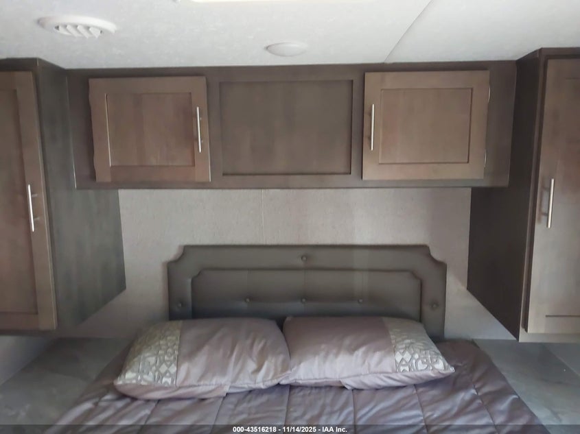 4X4TRLA24LD431467 2020   photo no. 16