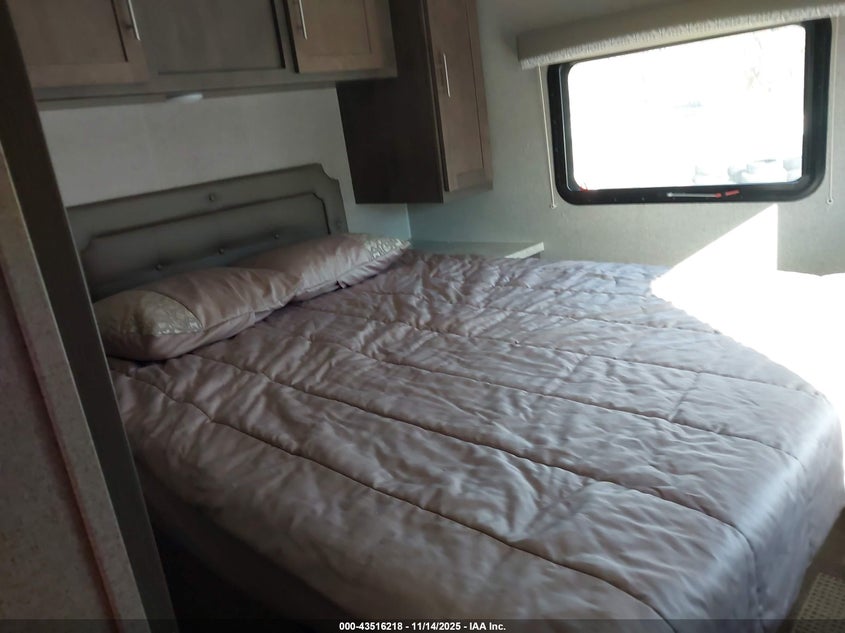 4X4TRLA24LD431467 2020   photo no. 14