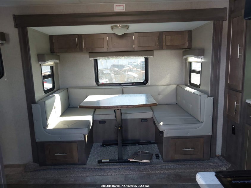 4X4TRLA24LD431467 2020   photo no. 7