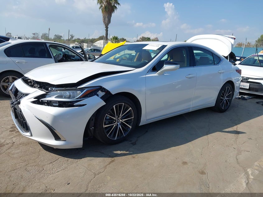 2025 LEXUS ES 300H 58ADA1C11SU064234