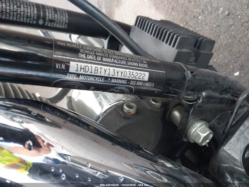2000 HARLEY-DAVIDSON FXSTB 1HD1BTY13YY035222