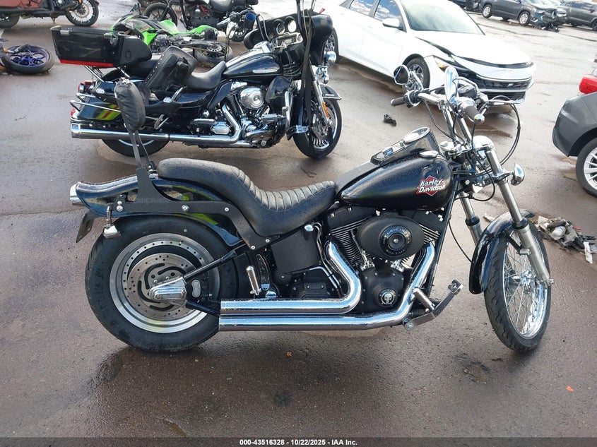 2000 HARLEY-DAVIDSON FXSTB 1HD1BTY13YY035222