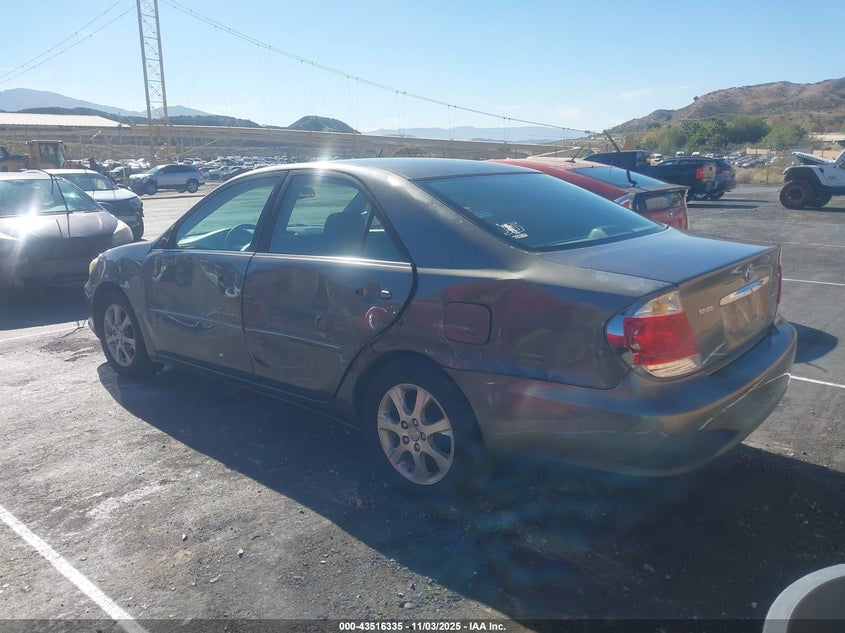 4T1BE32K65U968934 2005 TOYOTA CAMRY photo no. 3