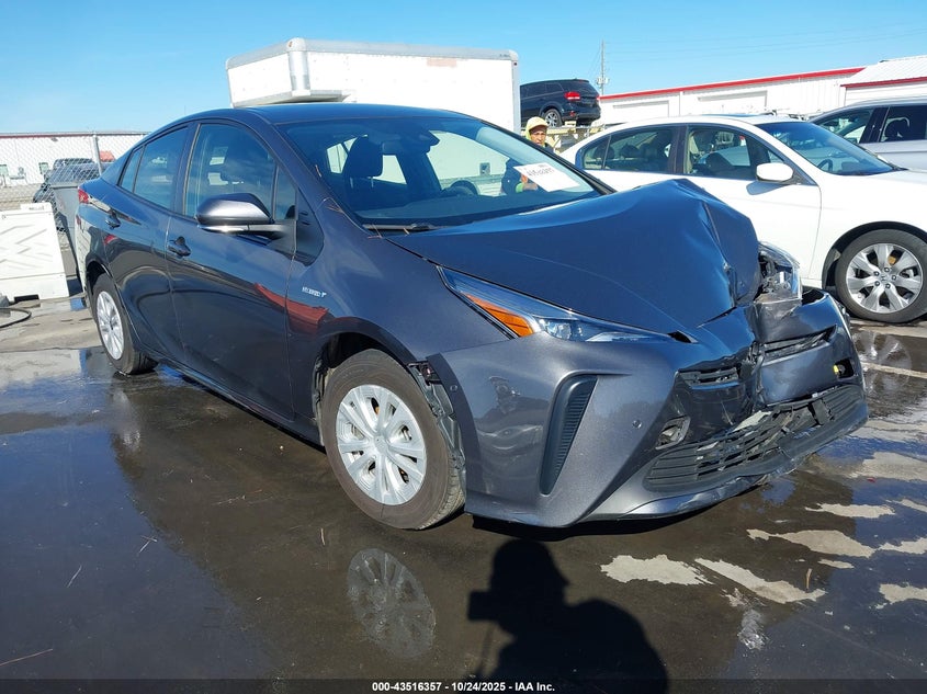 2022 TOYOTA PRIUS LE - JTDKAMFU0N3187477