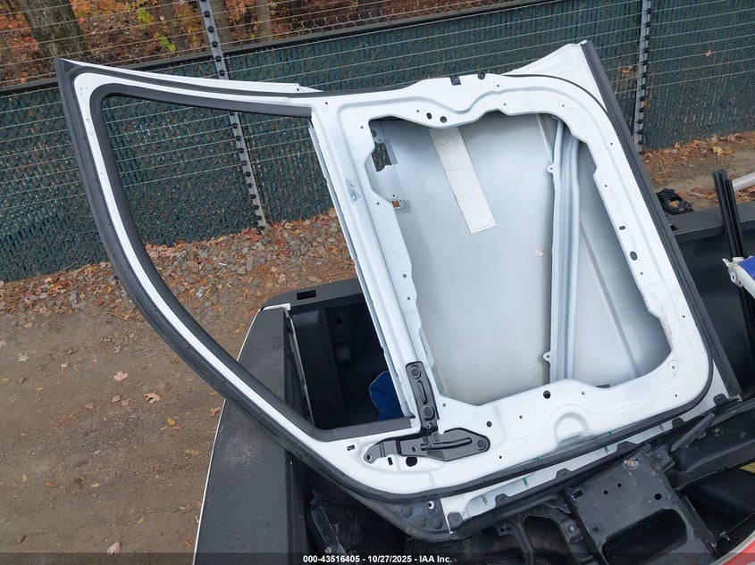 2022 Ram 3500 Tradesman 4X4 8' Box VIN: 3C63R3GJXNG188989 Lot: 43516405