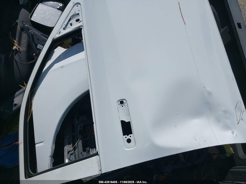 2022 Ram 3500 Tradesman 4X4 8' Box VIN: 3C63R3GJXNG188989 Lot: 43516405