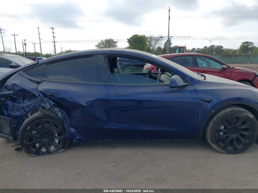 2023 Tesla Model Y Awd/Long Range Dual Motor All-Wheel Drive VIN: 7SAYGDEE5PA161076 Lot: 43516467