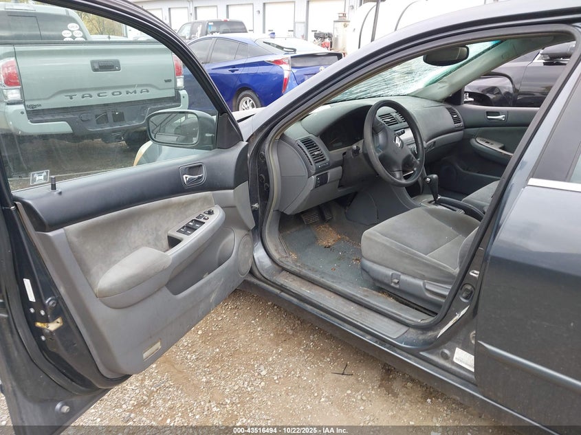1HGCM56795A156026 2005 HONDA ACCORD photo no. 5