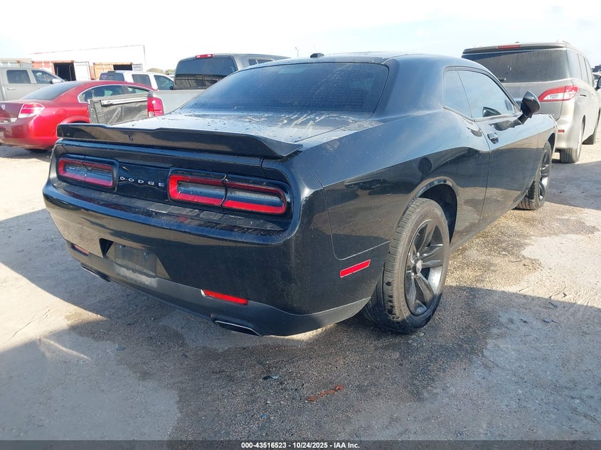 2C3CDZAG0KH694452 2019 DODGE CHALLENGER photo no. 4