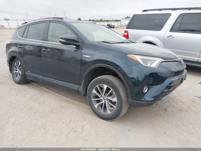 TOYOTA RAV4 HYBRID XLE
