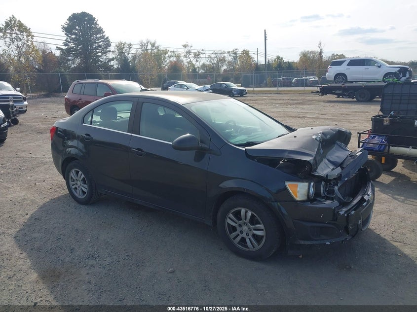CHEVROLET SONIC LT AUTO