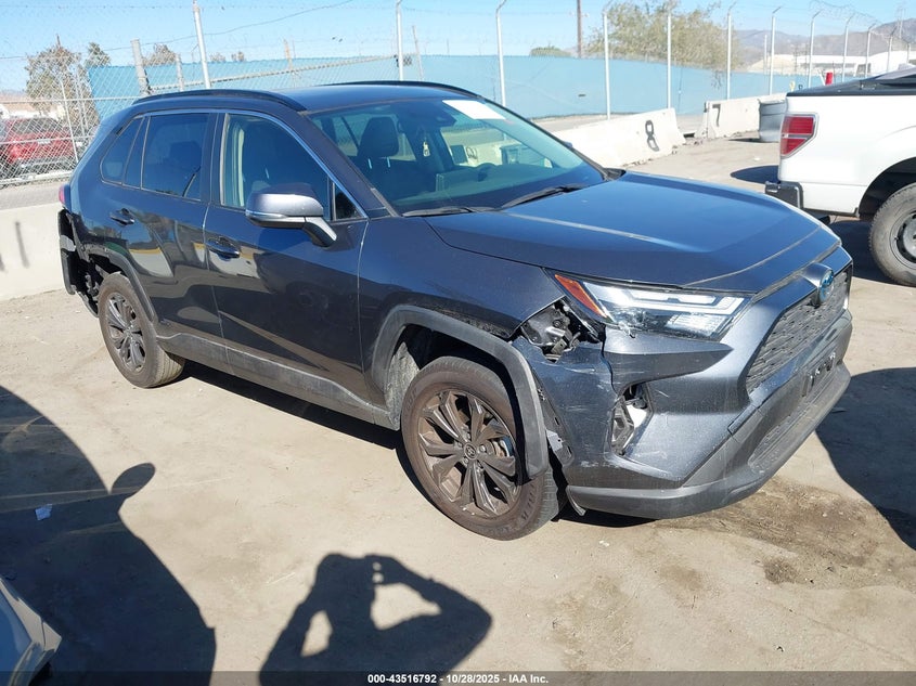 TOYOTA RAV4 HYBRID XLE PREMIUM