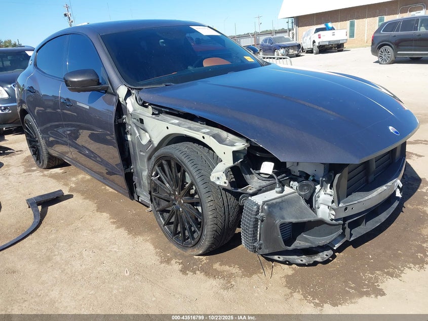 MASERATI LEVANTE