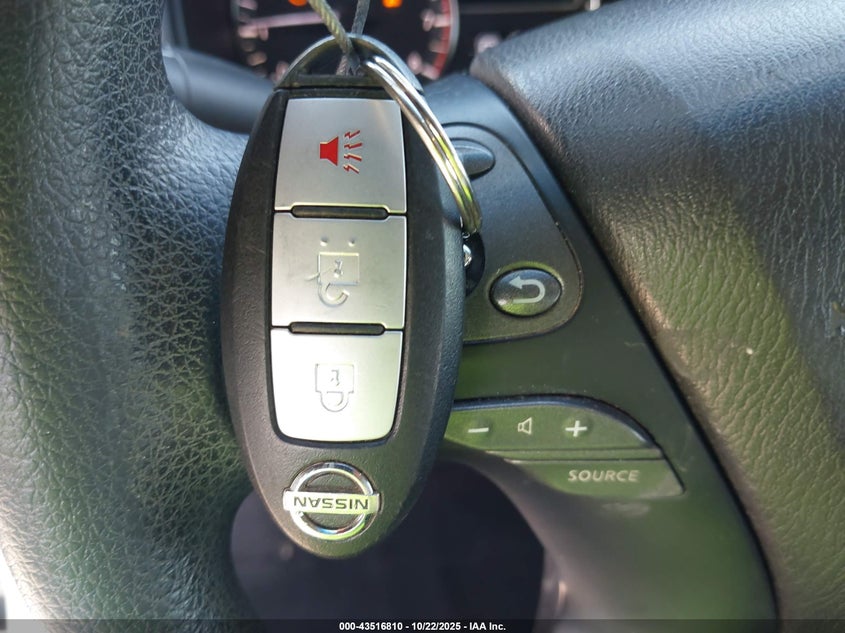 2013 NISSAN PATHFINDER S 5N1AR2MN1DC665758