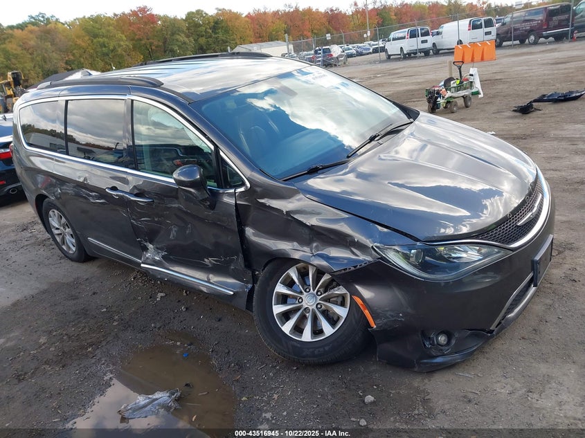 2017 CHRYSLER PACIFICA TOURING-L - 2C4RC1BG0HR569513