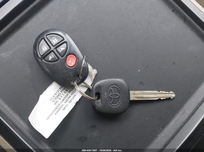 5TDKK3DC2FS571391 2015 TOYOTA SIENNA photo no. 11