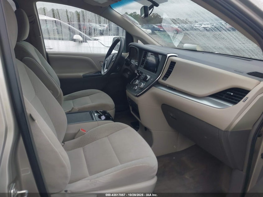 5TDKK3DC2FS571391 2015 TOYOTA SIENNA photo no. 5