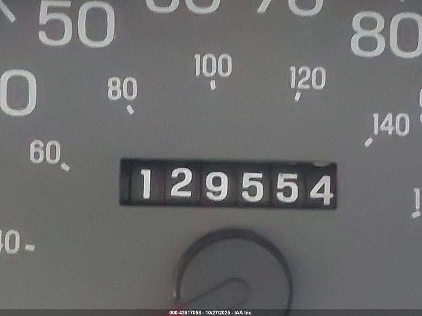 2000 Mercury Grand Marquis Gs VIN: 2MEFM74W8YX604610 Lot: 43517058