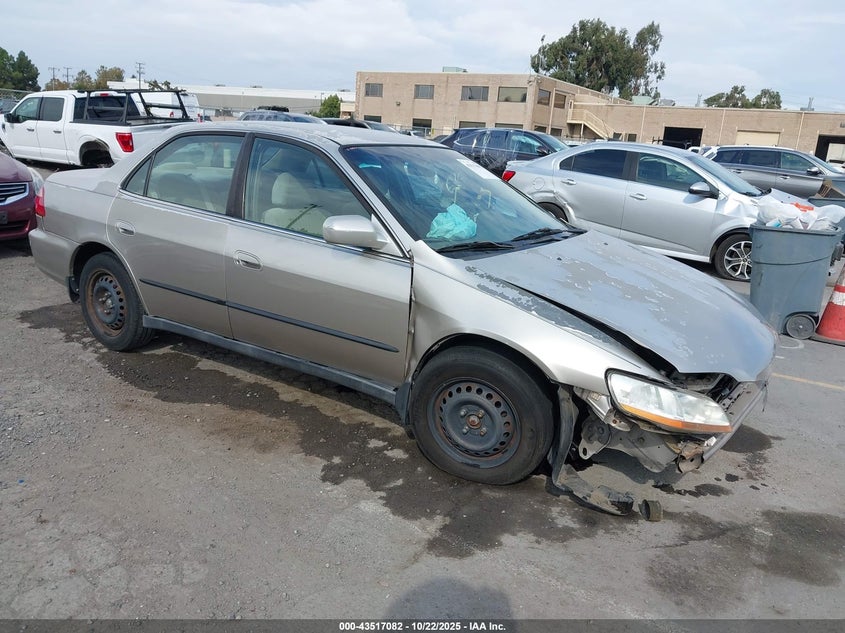 1HGCG5641WA053083 1998 Honda Accord Lx auction photo 1