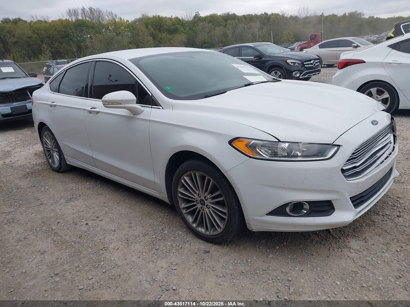 FORD FUSION SE
