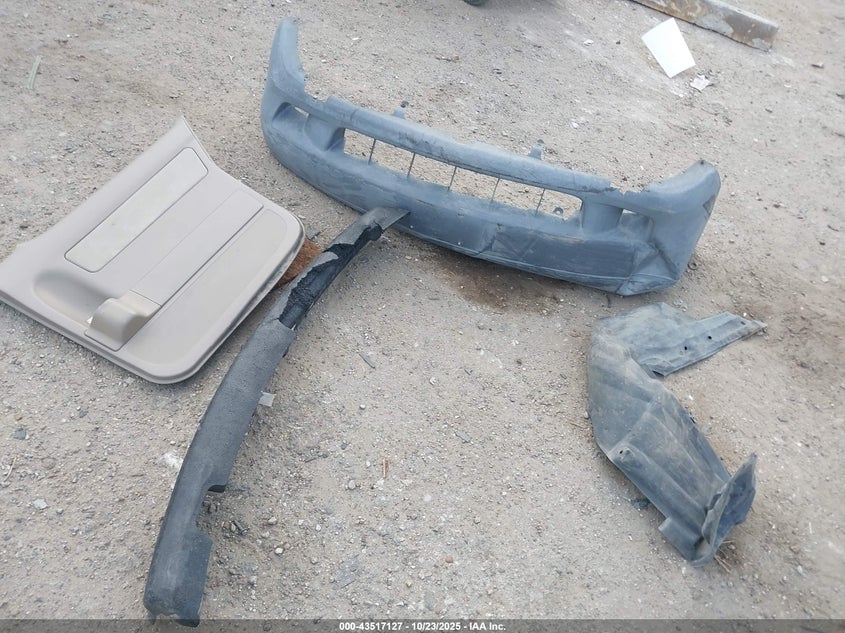 2000 Toyota Sienna Ce VIN: 4T3GF19C3YU224645 Lot: 43517127