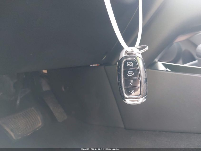 2021 Hyundai Kona Electric Limited VIN: KM8K33AG0MU110960 Lot: 43517283