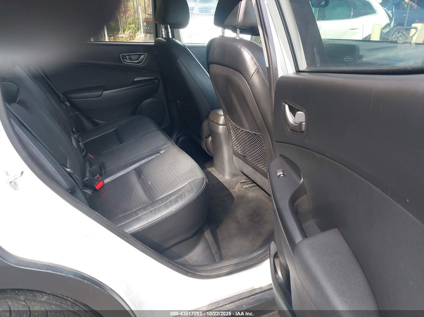 2021 Hyundai Kona Electric Limited VIN: KM8K33AG0MU110960 Lot: 43517283